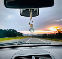 Load image into Gallery viewer, Hanging Car Scent Diffuser
